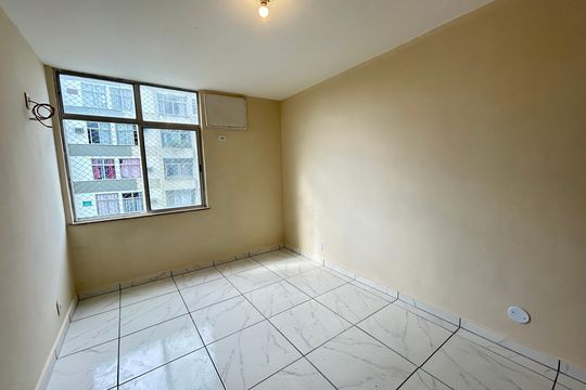 Quarto 1 de apartamento para alugar com 2 quartos, 72m² em Campinho, Rio de Janeiro