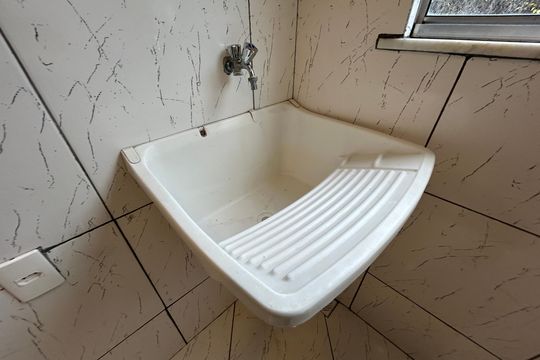 Área de Serviço de casa para alugar com 1 quarto, 45m² em Praça Seca, Rio de Janeiro