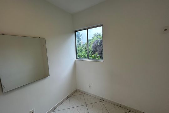 Quarto  de casa para alugar com 1 quarto, 45m² em Praça Seca, Rio de Janeiro