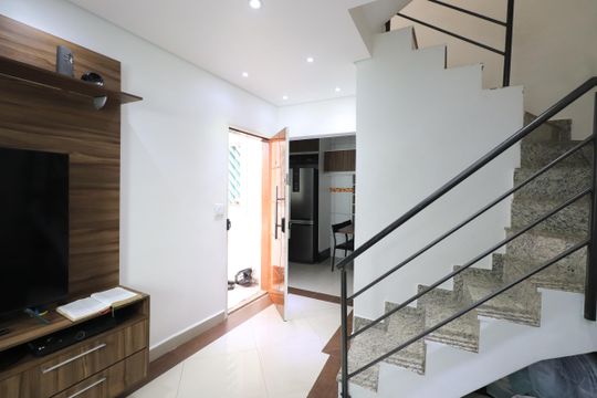 Sala de casa de condomínio à venda com 2 quartos, 110m² em Penha de França, São Paulo