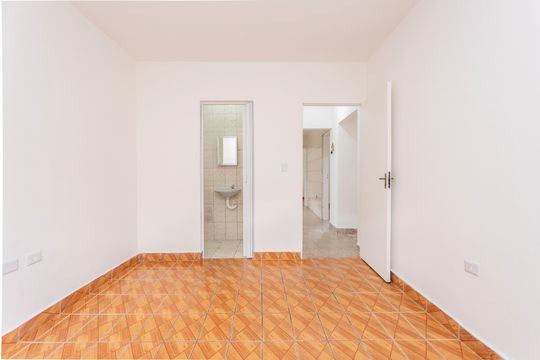 Quarto Suíte de casa para alugar com 2 quartos, 130m² em Terceira Divisão de Interlagos, São Paulo