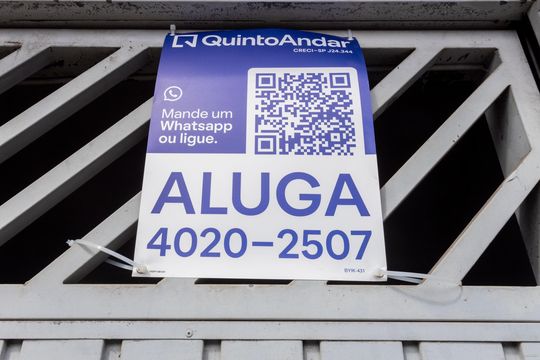 Placa QuintoAndar de casa para alugar com 2 quartos, 130m² em Terceira Divisão de Interlagos, São Paulo