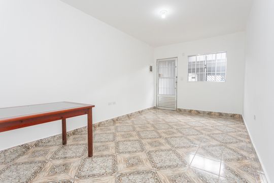 Sala de casa para alugar com 2 quartos, 130m² em Terceira Divisão de Interlagos, São Paulo