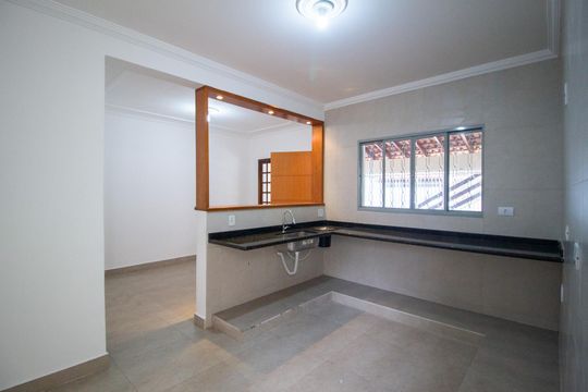Cozinha  de casa para alugar com 3 quartos, 104m² em Jardim Maria Antônia Prado, Sorocaba