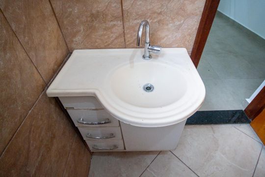 Banheiro da Suíte  de casa para alugar com 3 quartos, 104m² em Jardim Maria Antônia Prado, Sorocaba