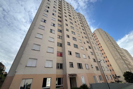 Fachada de apartamento à venda com 2 quartos, 49m² em Parque Savoi City, São Paulo