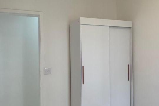 Quarto de apartamento para alugar com 1 quarto, 56m² em Vila Mogilar, Mogi das Cruzes
