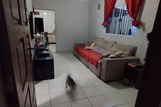Sala de casa à venda com 4 quartos, 125m² em Vila Lucinda, Santo André