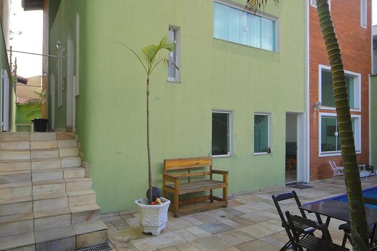 Quintal- Vista interna  de casa à venda com 4 quartos, 377m² em Parque dos Passaros, São Bernardo do Campo