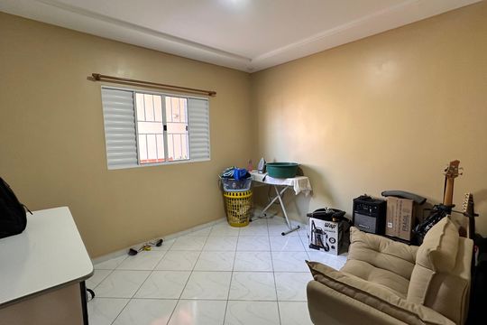 Casa para alugar com 4 quartos, 250m² em Guarapiranga, São Paulo