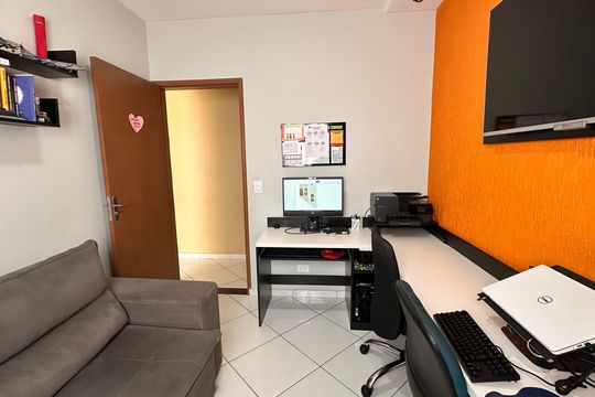 Casa para alugar com 4 quartos, 250m² em Guarapiranga, São Paulo