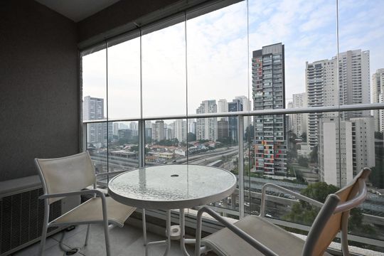 Varanda de kitnet/studio para alugar com 1 quarto, 35m² em Brooklin, São Paulo