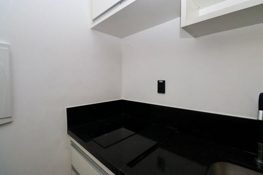 Cozinha de kitnet/studio para alugar com 1 quarto, 35m² em Costa Azul, Salvador