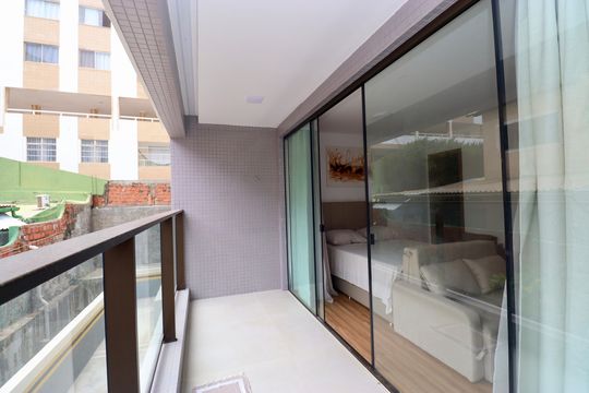 Varanda de kitnet/studio para alugar com 1 quarto, 35m² em Costa Azul, Salvador