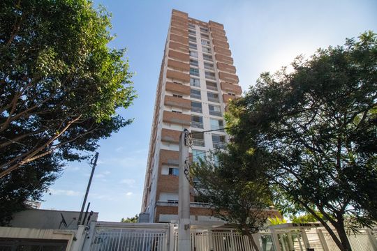 Fachada do Prédio de apartamento para alugar com 1 quarto, 65m² em Campo Belo, São Paulo