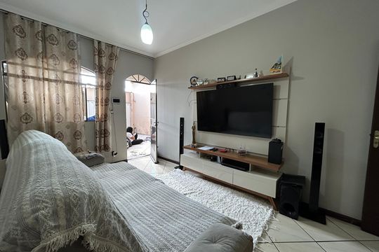 Casa para alugar com 3 quartos, 218m² em Mangueiras, Belo Horizonte