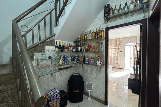 Casa para alugar com 3 quartos, 218m² em Mangueiras, Belo Horizonte