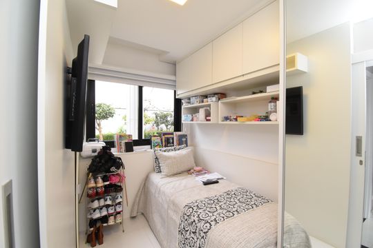 Quarto de Serviço de casa de condomínio à venda com 4 quartos, 270m² em Campo de Santana, Curitiba