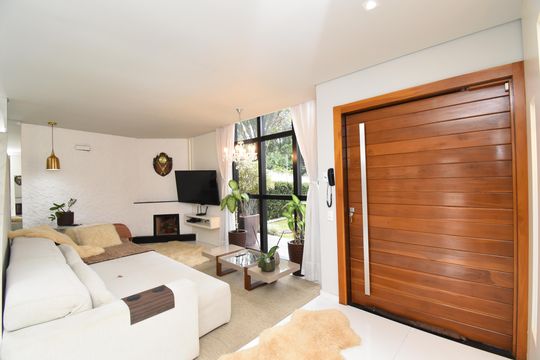 Sala de casa de condomínio à venda com 4 quartos, 270m² em Campo de Santana, Curitiba