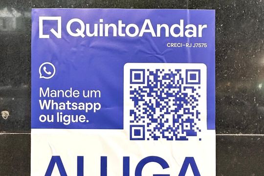 Placa de apartamento para alugar com 3 quartos, 144m² em Copacabana, Rio de Janeiro