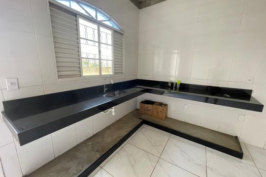 Cozinha e Área de Serviço de casa à venda com 2 quartos, 276m² em Tropical, Contagem