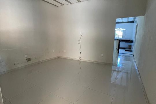 Sala de casa à venda com 2 quartos, 276m² em Tropical, Contagem