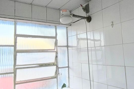 Banheiro de apartamento para alugar com 1 quarto, 90m² em Concórdia, Belo Horizonte