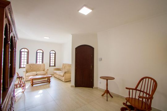 Sala de casa para alugar com 4 quartos, 230m² em Vila Camilópolis, Santo André