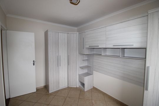 Quarto 2 de apartamento à venda com 2 quartos, 55m² em Jardim Lajeado, São Paulo