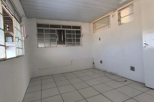 Sala de apartamento para alugar com 2 quartos, 110m² em Concórdia, Belo Horizonte