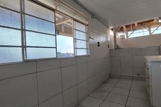 Cozinha de apartamento para alugar com 2 quartos, 110m² em Concórdia, Belo Horizonte