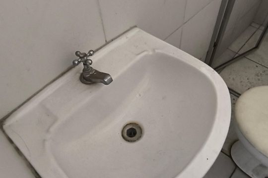 Banheiro de apartamento para alugar com 1 quarto, 90m² em Concórdia, Belo Horizonte
