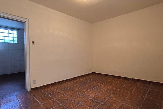 Quarto 2 de apartamento para alugar com 2 quartos, 110m² em Concórdia, Belo Horizonte