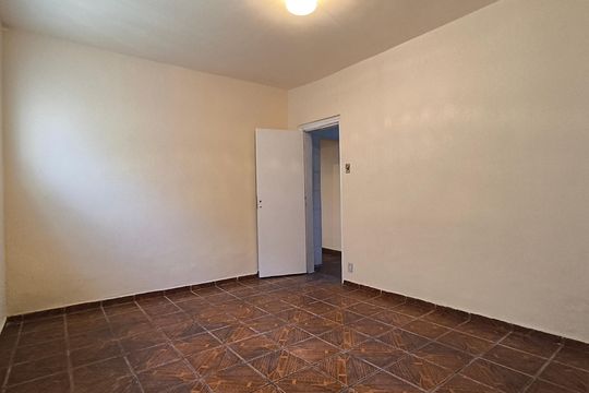 Quarto 1 de apartamento para alugar com 2 quartos, 110m² em Concórdia, Belo Horizonte