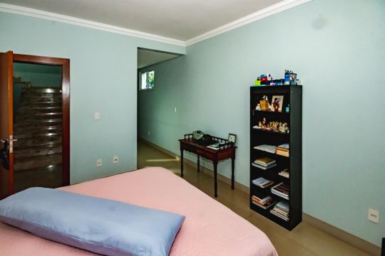 Casa à venda com 7 quartos, 750m² em Trevo, Belo Horizonte