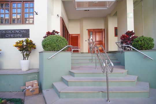 Entrada de apartamento para alugar com 2 quartos, 92m² em Centro, São Leopoldo