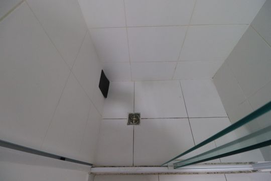 Banheiro  de apartamento para alugar com 1 quarto, 42m² em Ribeirânia, Ribeirão Preto