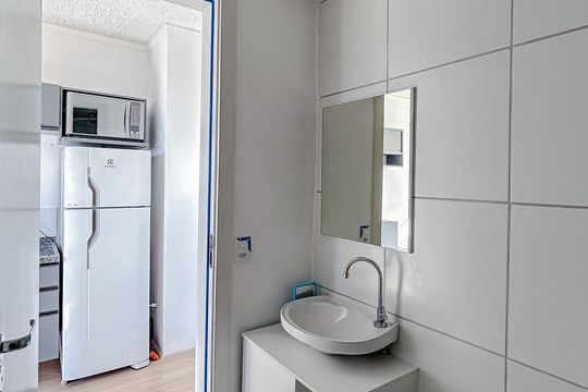 Banheiro de kitnet/studio para alugar com 1 quarto, 25m² em Tatuapé, São Paulo