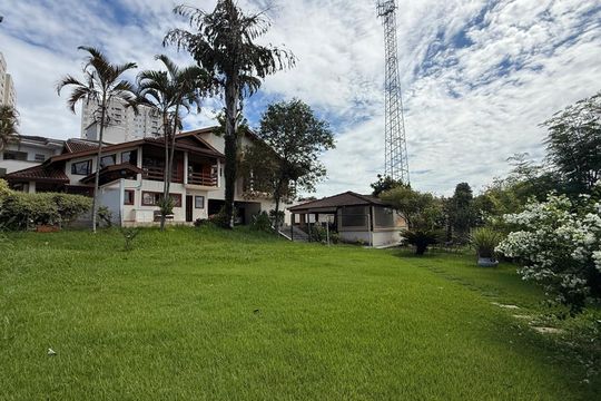 Casa de Condomínio à venda com 3 quartos, 314m² em Vila Moletta, Valinhos
