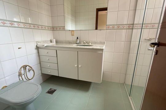 Casa de Condomínio à venda com 3 quartos, 314m² em Vila Moletta, Valinhos