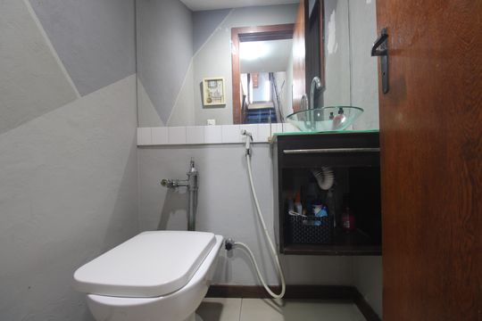 Lavabo de casa de condomínio à venda com 3 quartos, 170m² em Gardenia Azul, Rio de Janeiro