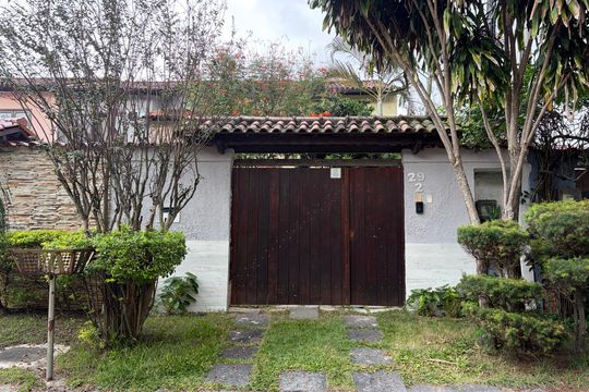 Fachada de casa de condomínio à venda com 3 quartos, 170m² em Gardenia Azul, Rio de Janeiro