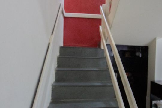 Escada de casa à venda com 3 quartos, 96m² em Parque Turistas, Belo Horizonte