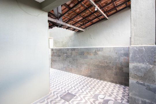 Varanda de casa à venda com 3 quartos, 96m² em Parque Turistas, Belo Horizonte