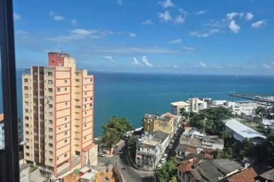Apartamento para alugar com 4 quartos, 148m² em Vitória, Salvador