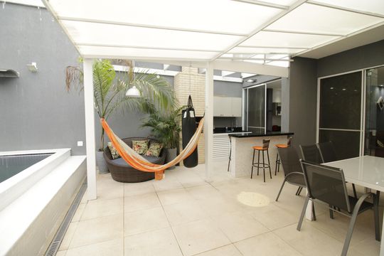 Quintal de casa para alugar com 3 quartos, 340m² em Pechincha, Rio de Janeiro