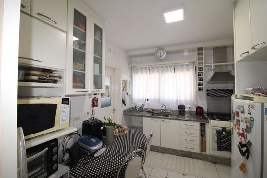 Cozinha de apartamento para alugar com 3 quartos, 128m² em Santana, São Paulo
