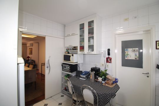 Cozinha de apartamento para alugar com 3 quartos, 128m² em Santana, São Paulo