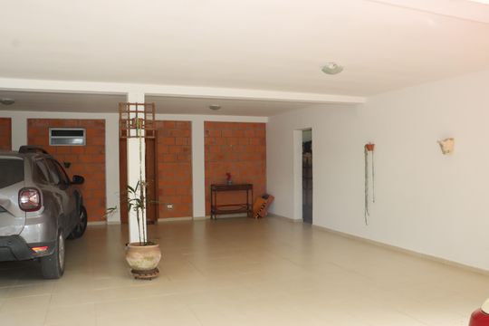 Casa de Condomínio para alugar com 4 quartos, 406m² em Jardim Itatiaia, Cotia