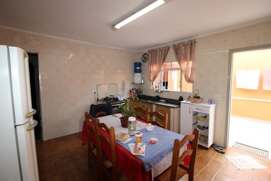 Cozinha de casa à venda com 3 quartos, 189m² em Jardins Recanto das Rosas, São Paulo